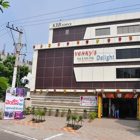 Venky'S Delight Hotel Rājahmundry Екстериор снимка