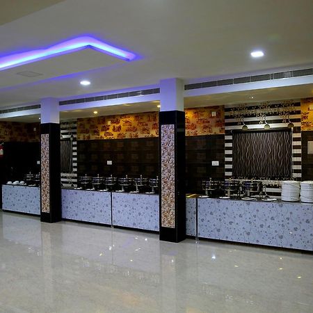Venky'S Delight Hotel Rājahmundry Екстериор снимка