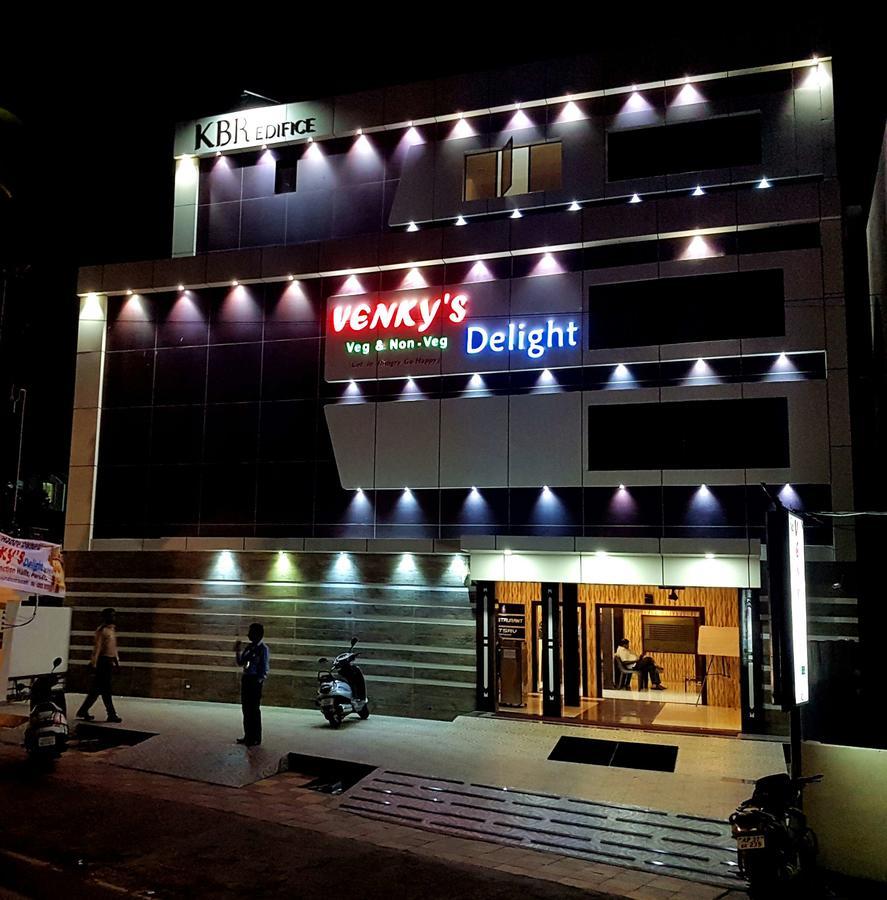 Venky'S Delight Hotel Rājahmundry Екстериор снимка