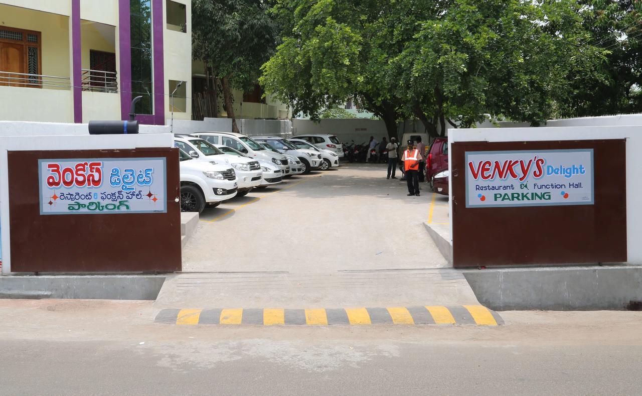 Venky'S Delight Hotel Rājahmundry Екстериор снимка